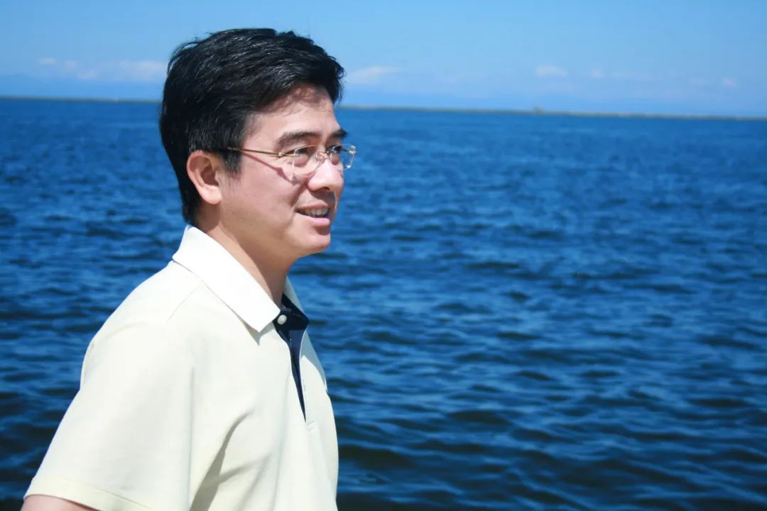 陈成稳.jpg